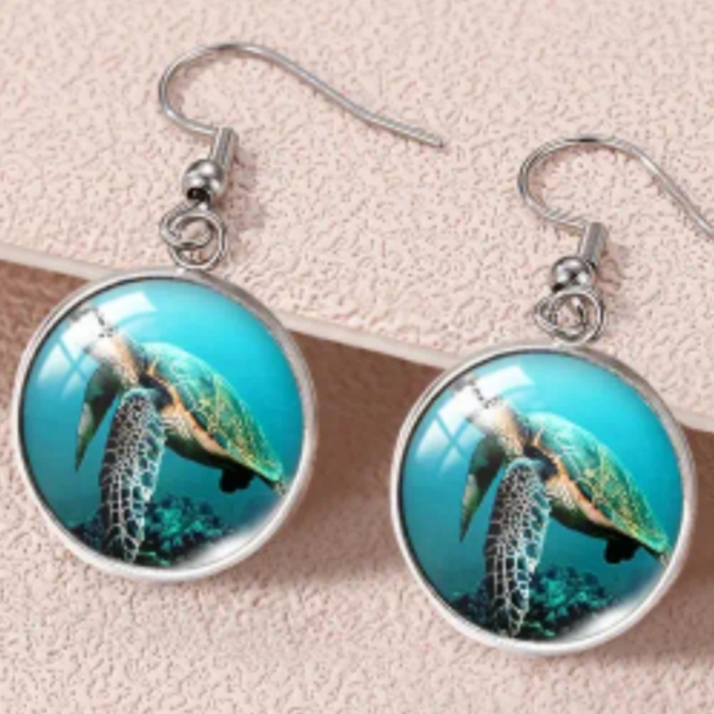 Sea Turtle Animal Print Beach Sea‎ Life Vacation Round Circle Dangle Earrings